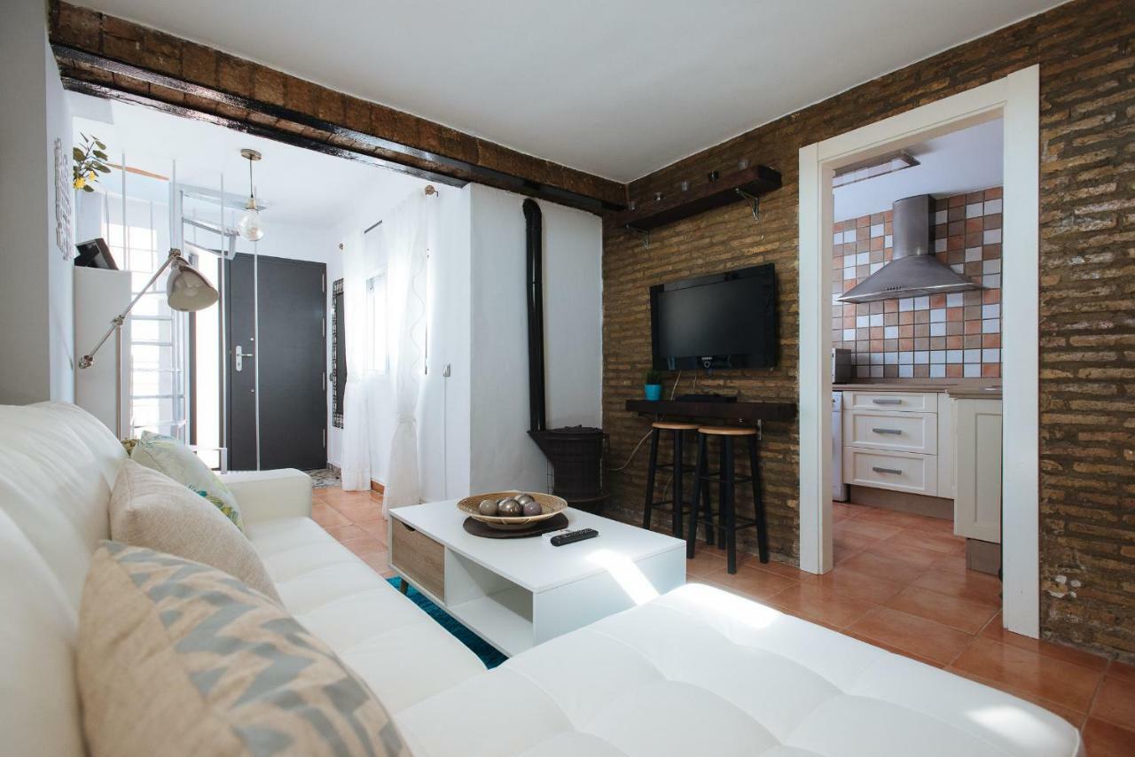Cozy Attic With Terrace- 1Bd 1Bth- San Vicente Apartment Sevilla Bagian luar foto